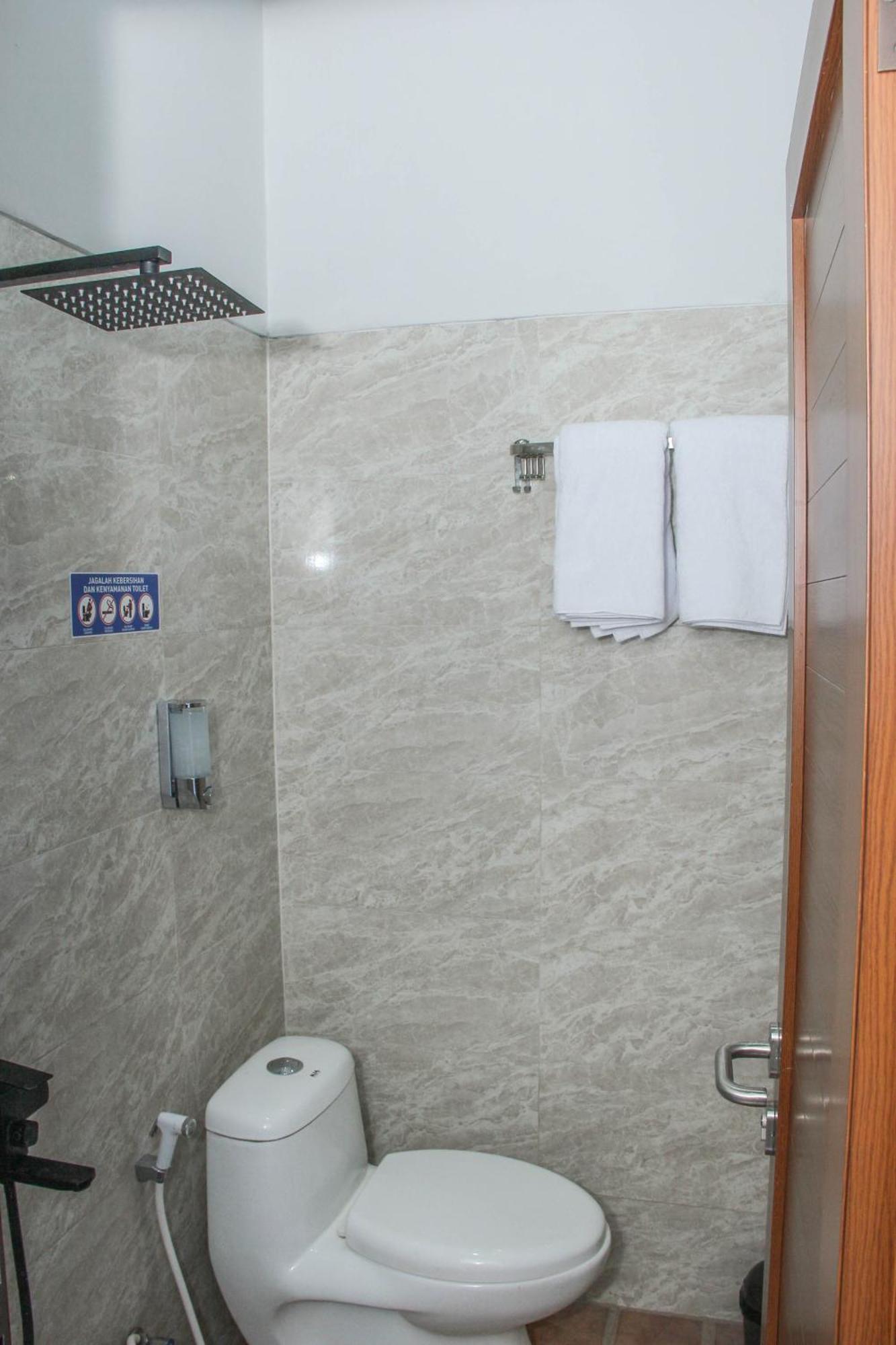 Laswi Syariah Guest House 万隆 外观 照片