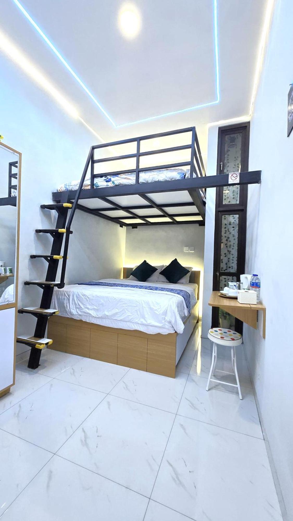 Laswi Syariah Guest House 万隆 外观 照片